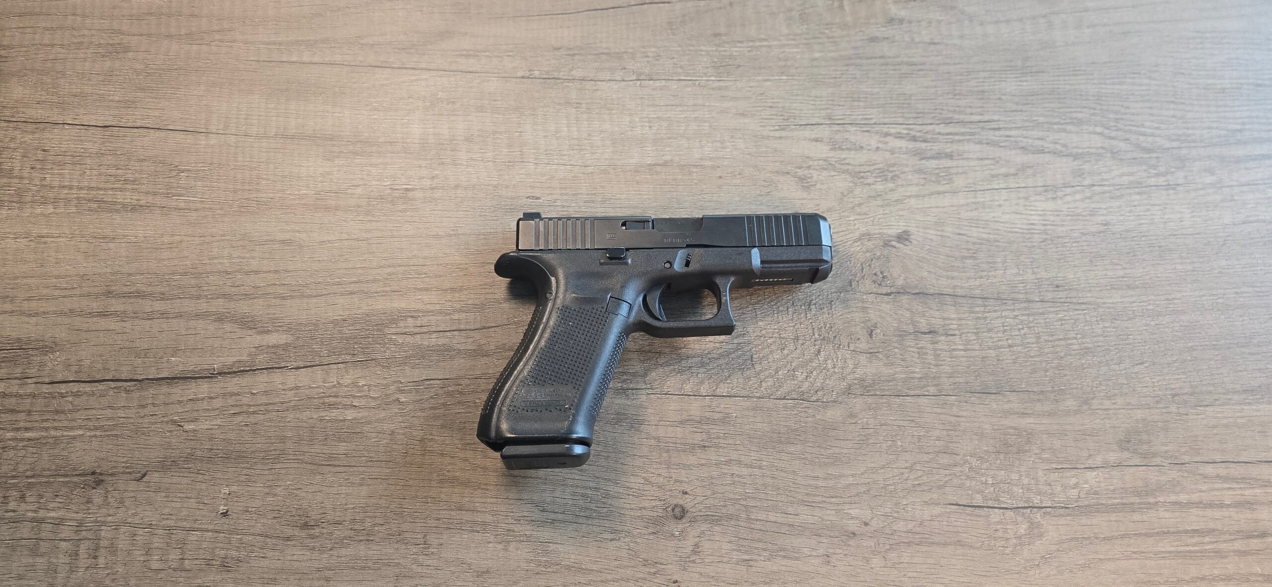 Used: Police Glock 45 9mm Handgun - Image 3